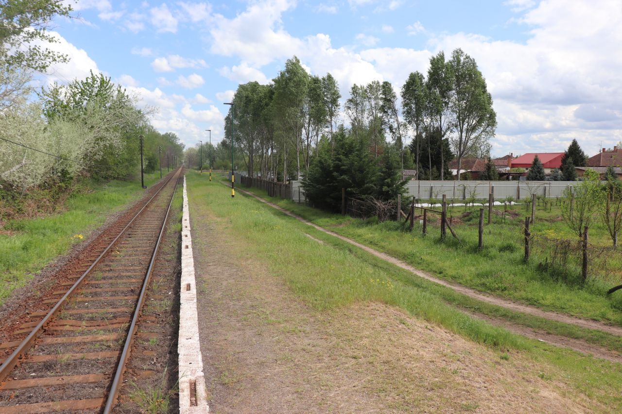 Szolnok, Kecskemét, vonatút, lakitelek állomás, bzmot
