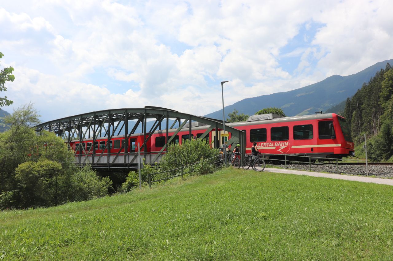 ausztria, tirol, 2025, zillertalbahn, híd