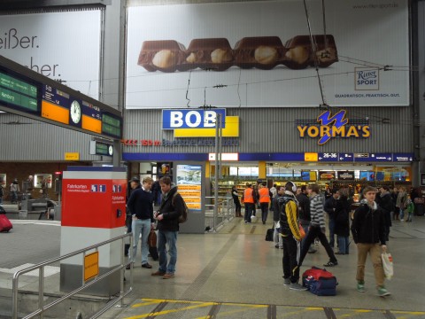 A BOB reklámja München Hauptbahnhof-on.