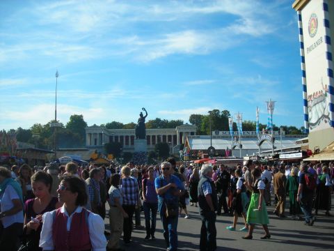 oktoberfest München Bavaria szobor