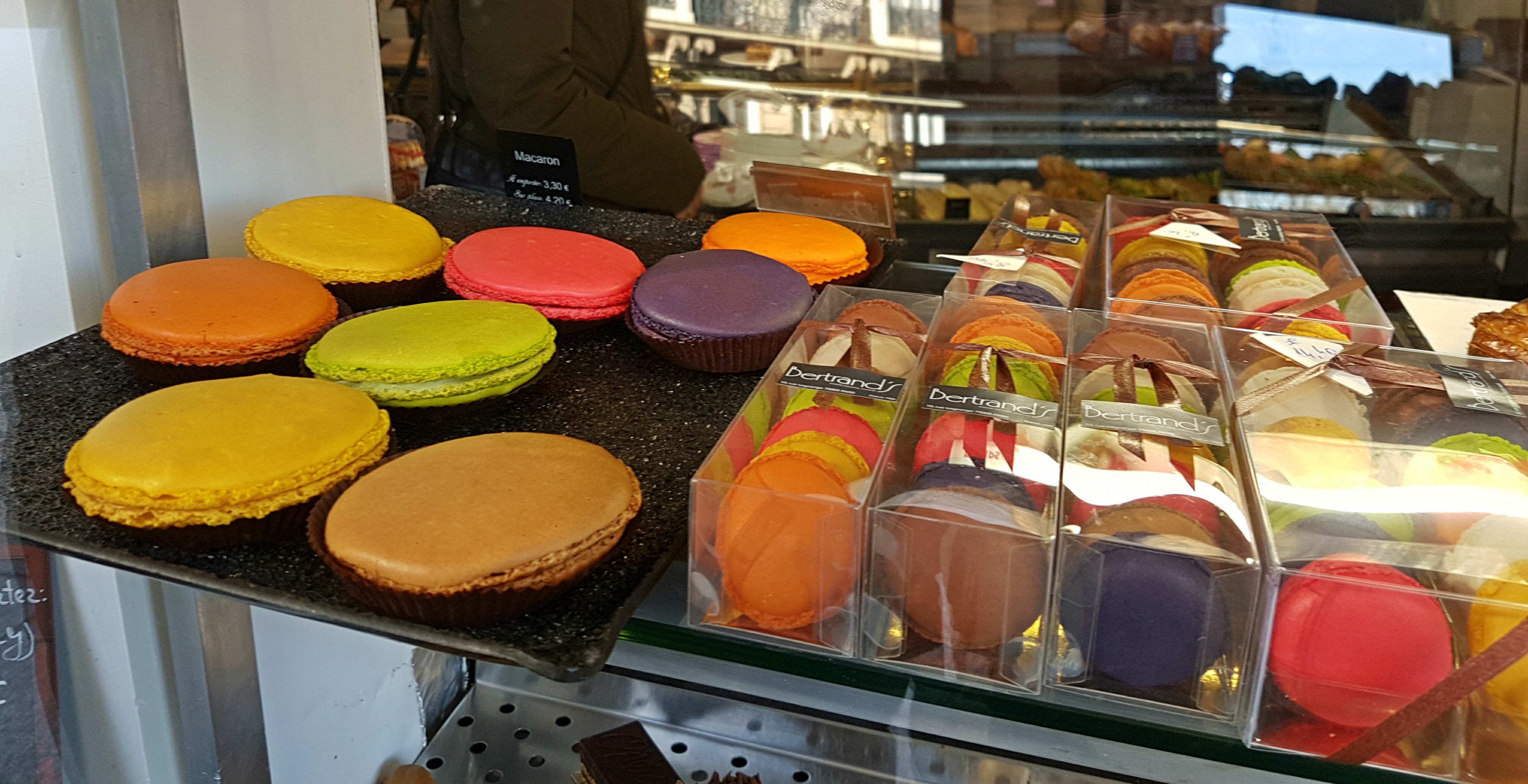 macaron.jpg