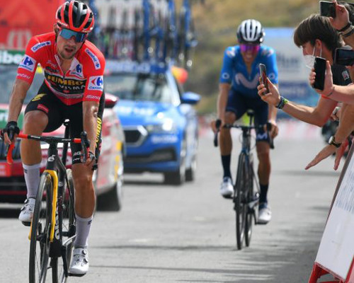 vuelta_2021_2_het_kibeszelo.jpg