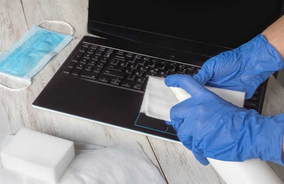 laptop fertőtlenítés-vírus