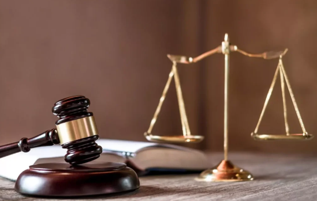 Ingatlan adásvételi ügyvédi díj: Minden, amit a költségekről tudni kell