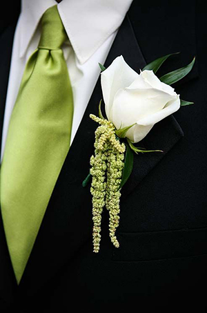 herb-groomsman-boutonniere_1.jpg