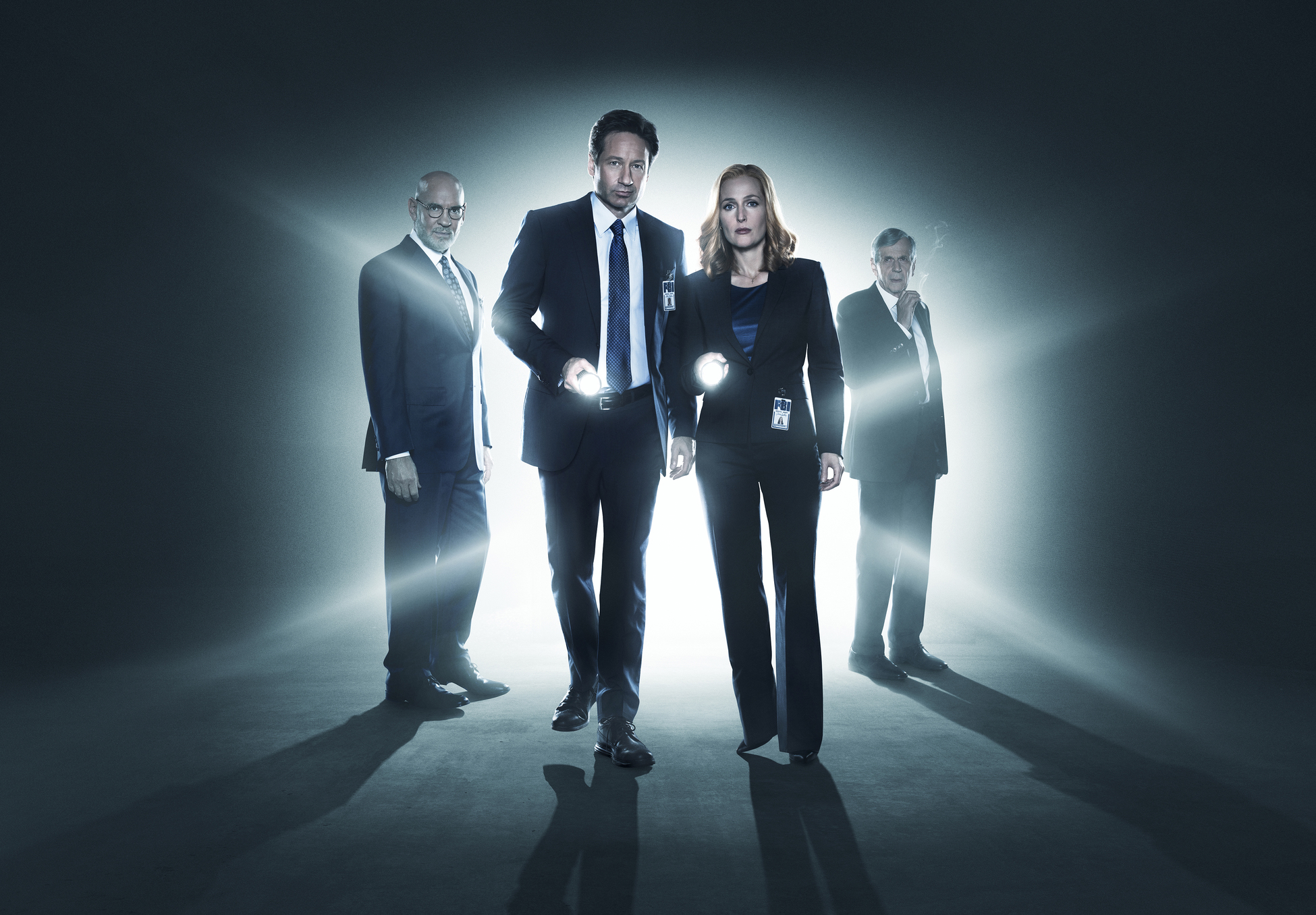 fin05_xfiles_prshot-final_hires1.jpg