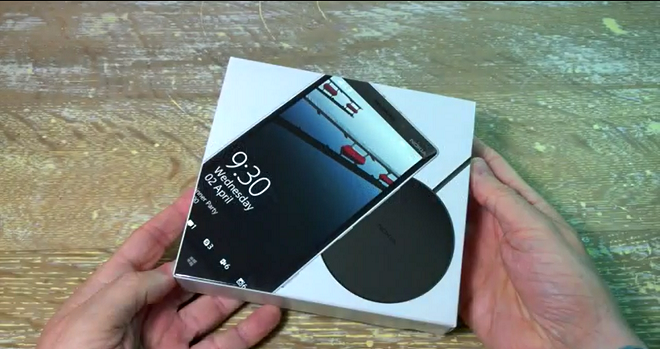 lumia930_unbox.png