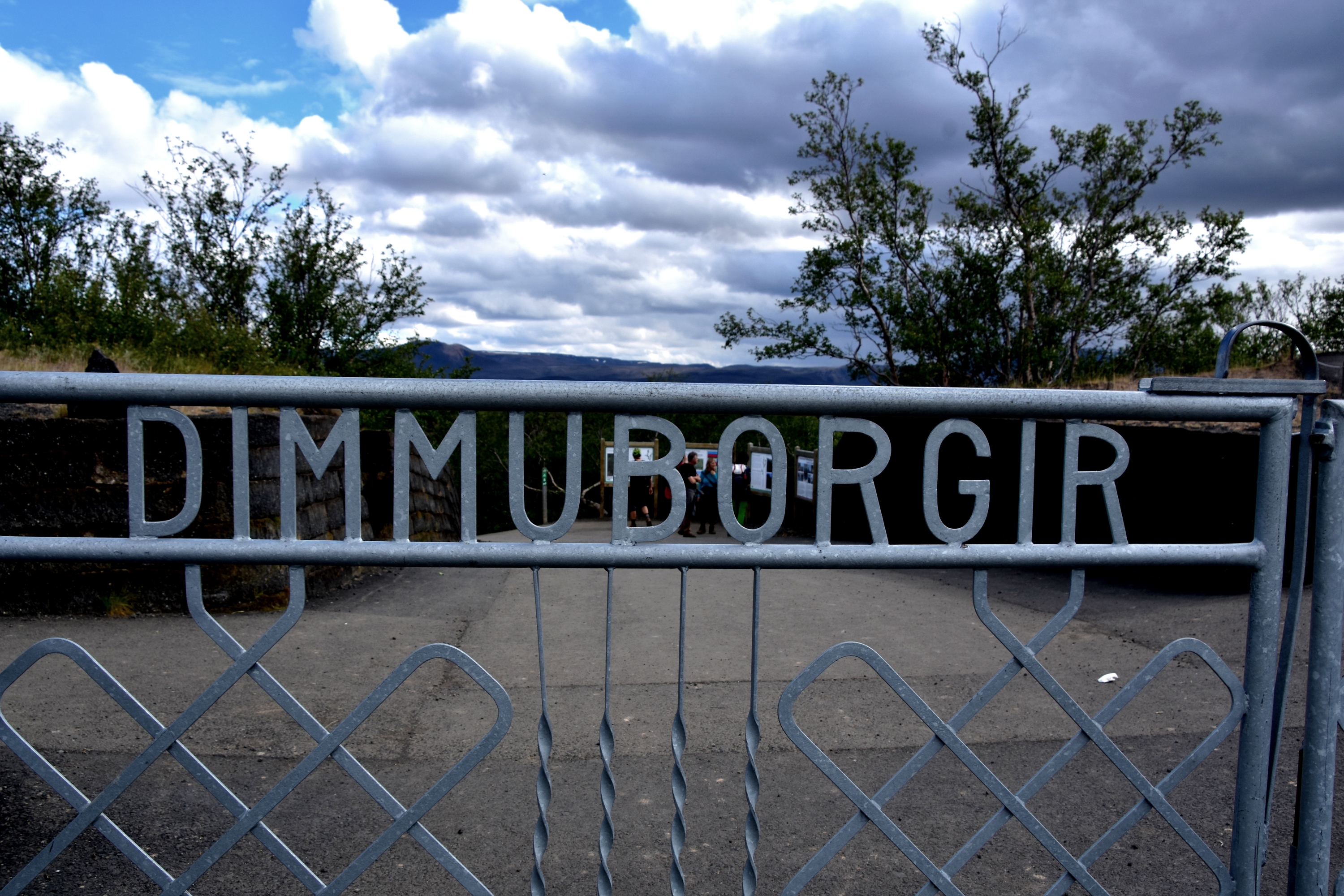 dimmuborgir.JPG