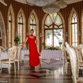 Honeymoon in Red - Borostyán Hotel