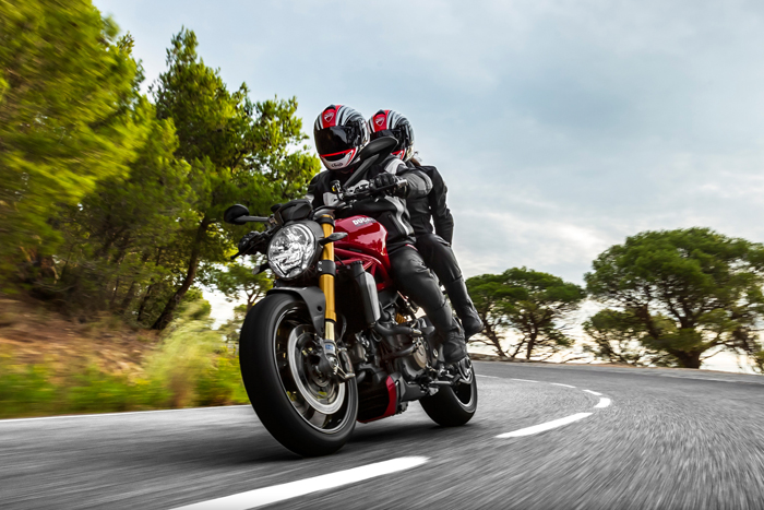 Ducati Monster 1200S, luxus (5).jpg