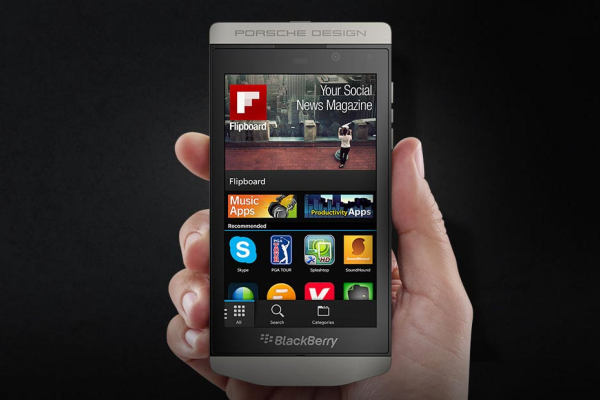 Félmilliós luxus Blackberry a Porsche Designtól, luxus.png