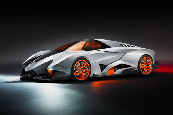 Lamborghini Egoista egyenesen a pokolból, luxus (3).png