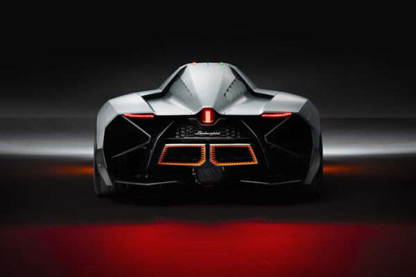 Lamborghini Egoista egyenesen a pokolból, luxus (4).png