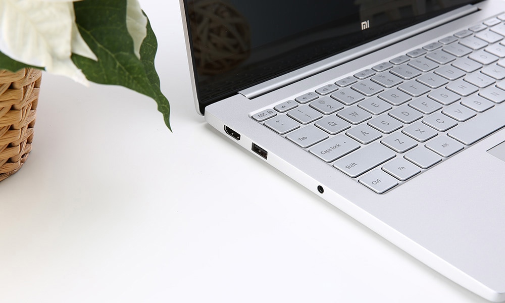 xiaomi_notebook_air_13_3_4.jpg