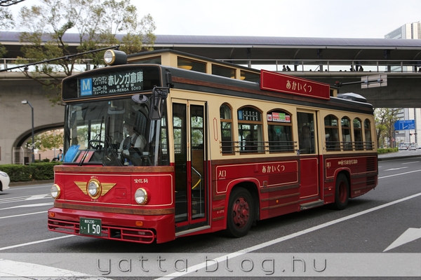 csomó busz ilyen errefelé