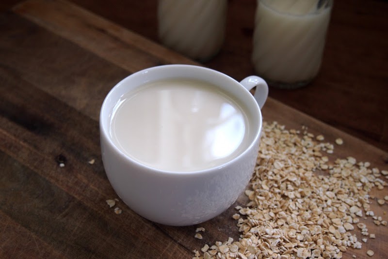 Homemade-Oat-Milk.jpg