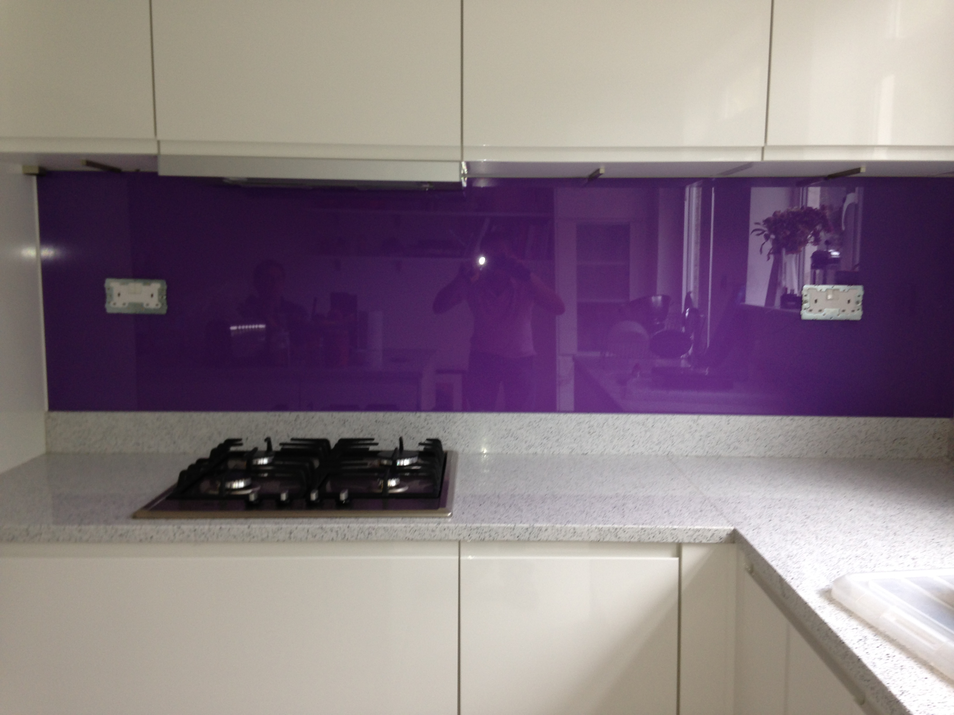 Purple_splashback_light.jpg