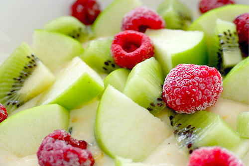 apple-fruits-healthy-kiwi-Favim.com-947122.jpg