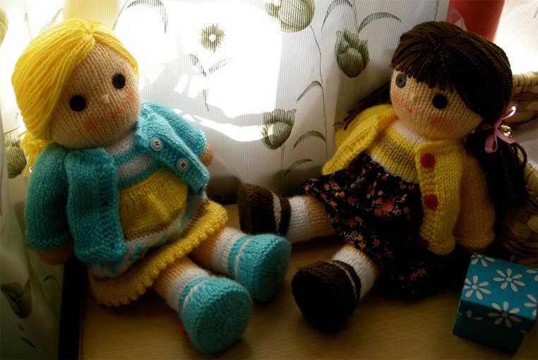 knitted-dolls_polly-kate2.jpg
