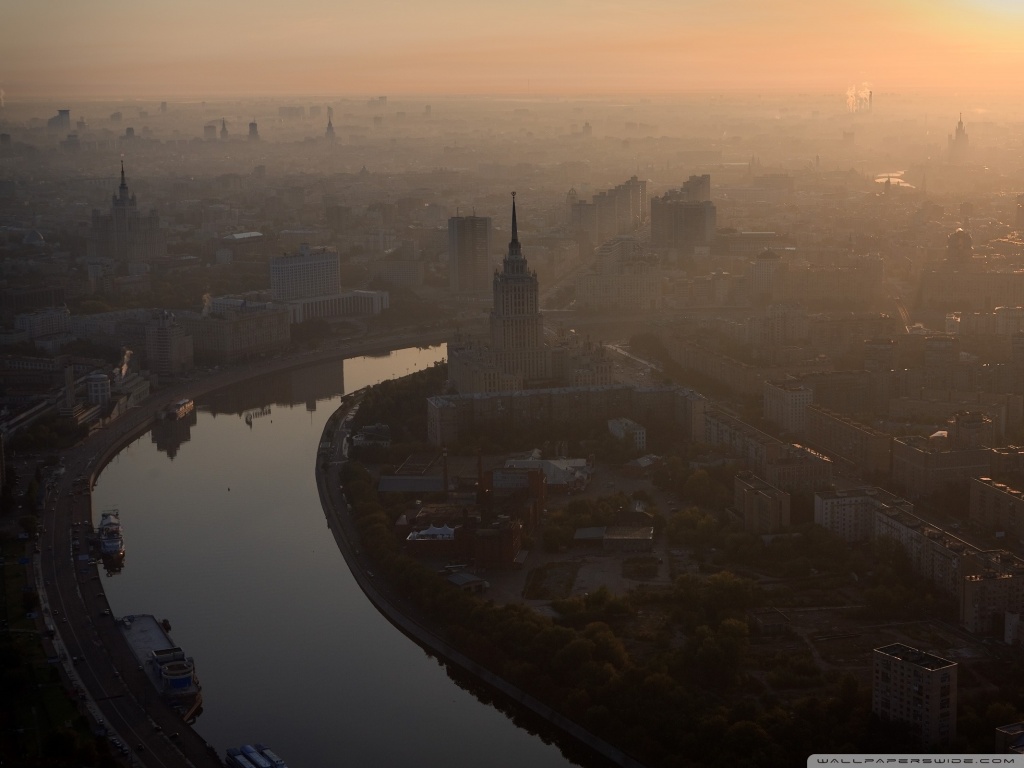 morning_in_moscow-wallpaper-1024x768.jpg