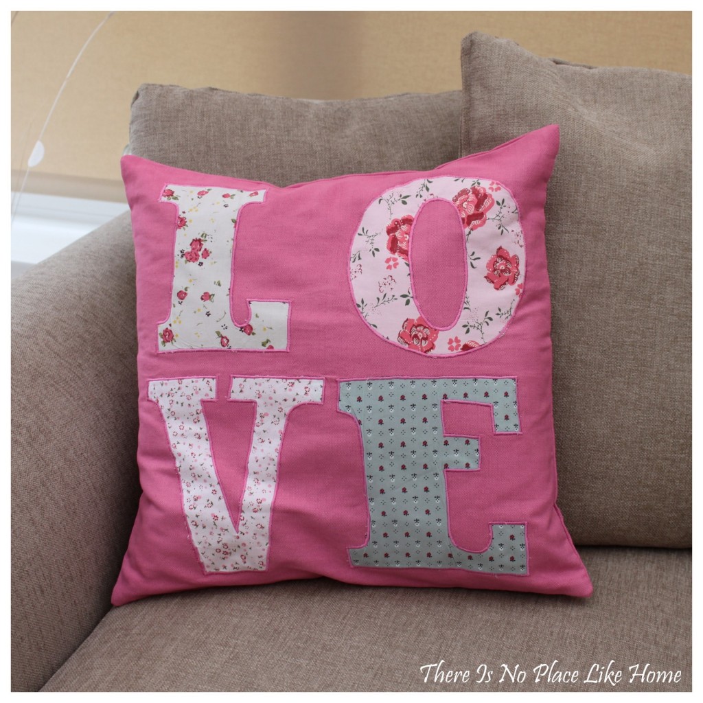 pink_love_cushion-1024x1024.jpg
