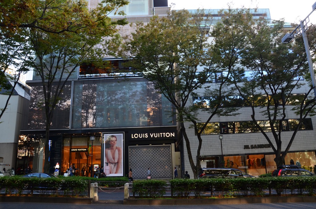 Louis Vuitton 