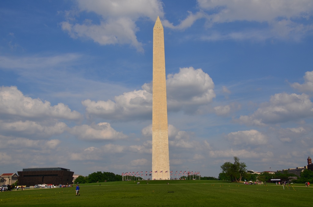 Washington-emlekmu (Washington Monument). 