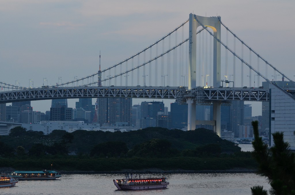 Szivarvany hid<br />Rainbow Bridge