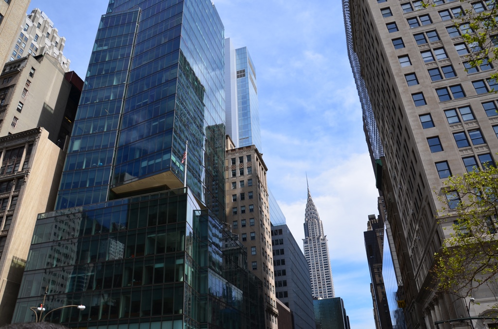  Leghatul a Chrysler Building Art déco stílusával, kúpos acélcsúcsával