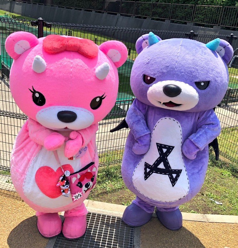 Koakkuma es Akkuma