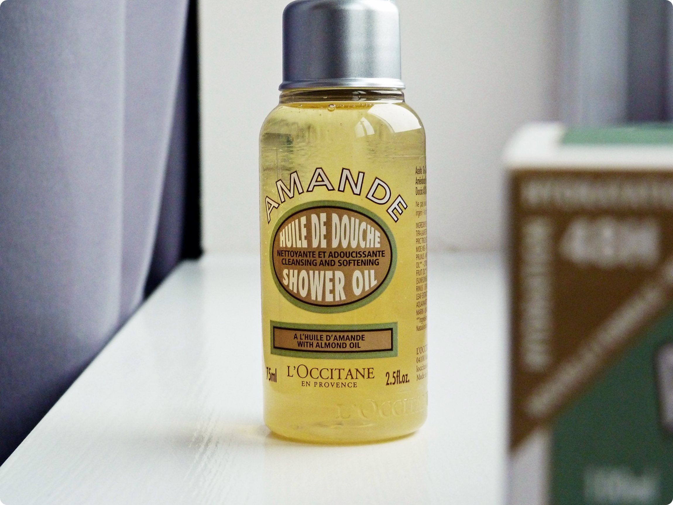 loccitane_almond_shower_oil.JPG