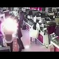 Egy férfi szájában robbant fel egy iPhone akkumlátor - Videó