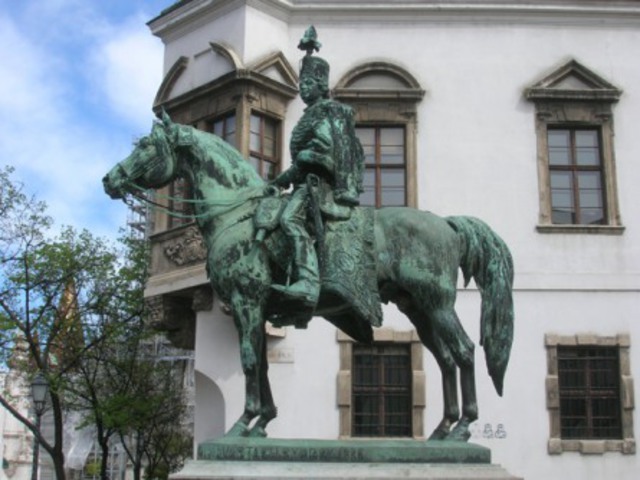 Hadik András