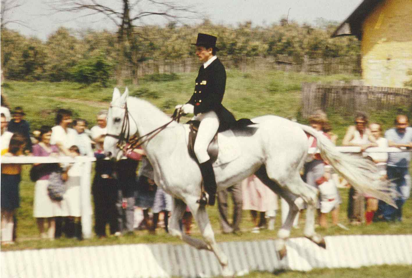 Bakucz 1982 nagydíj kicsi.jpg