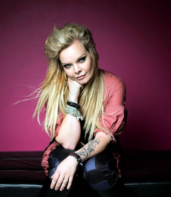 Anette Olzon (ex-Nightwish).jpg