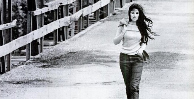 bobbie_gentry_courtesy_wikicommonslife_magazine_1967_t670.jpg