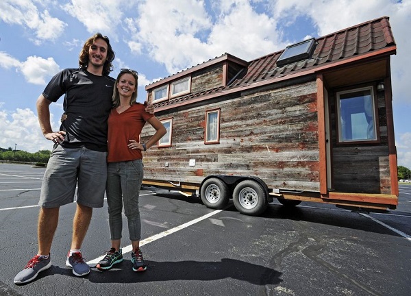 Tiny-House-Giant-Journey-Takes-to-the-Highway_1.jpg