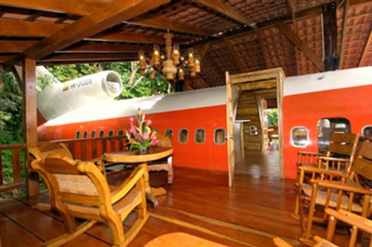 costaverde-airplanehotel.jpg