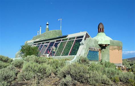 earthship_hmed_8a.grid-6x2.jpg