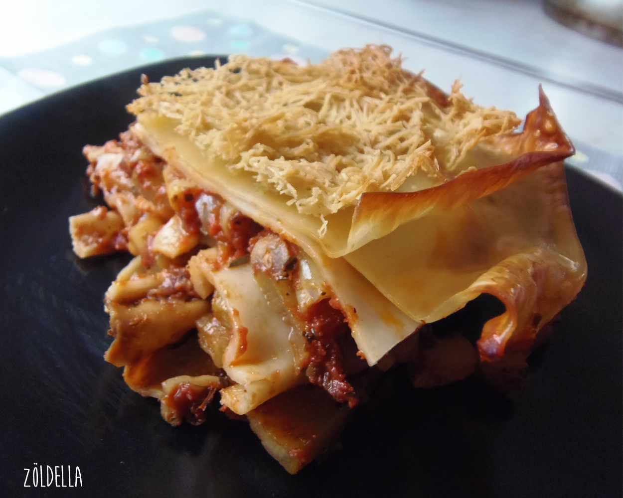 Zöldbabos cukkinis lasagne.