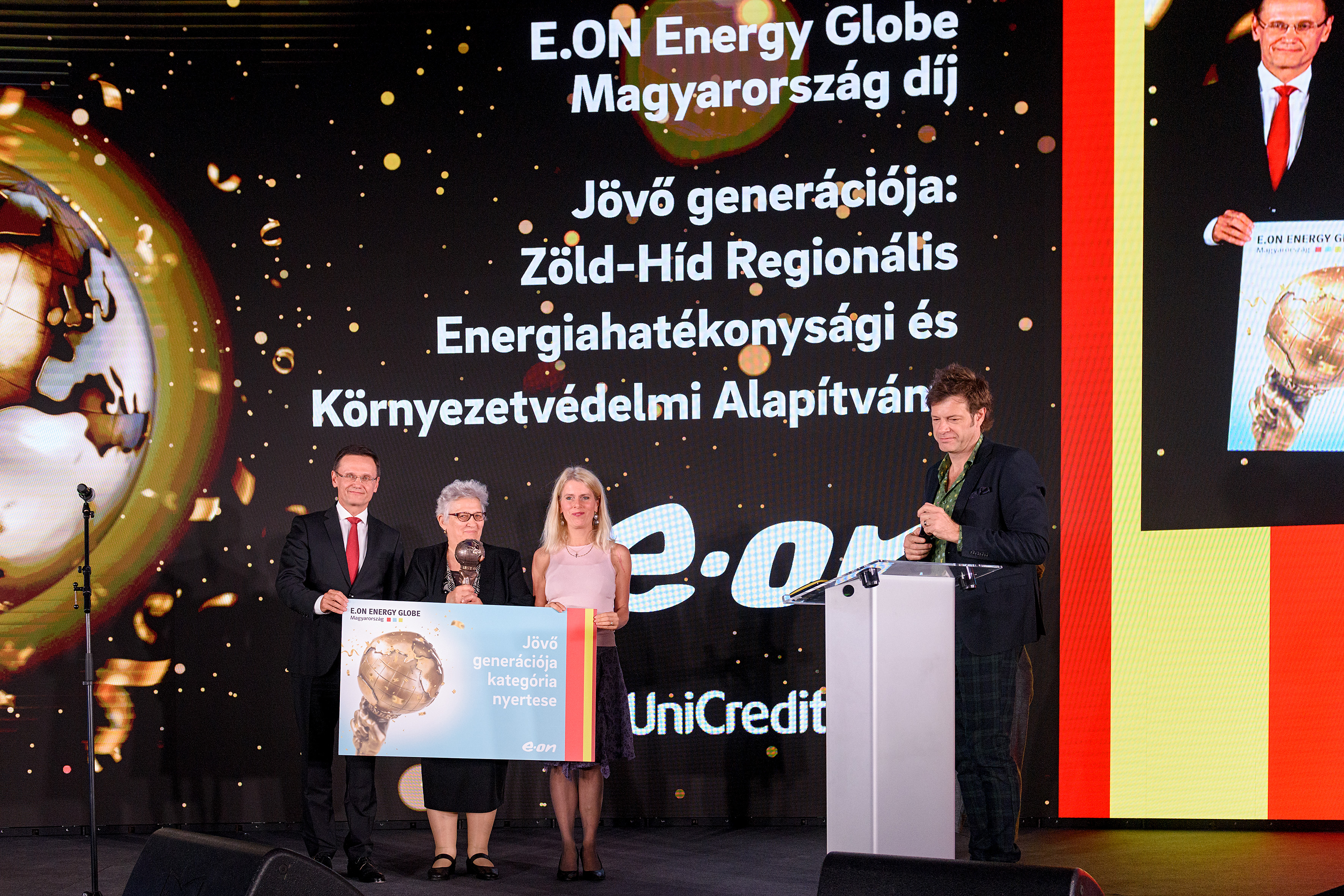 eon_energy_globe_148.jpg