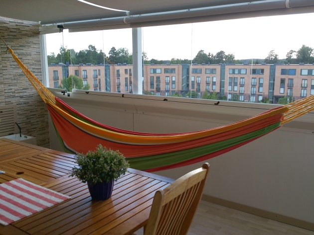 TemporaryAccomodation-Hammock-w630.jpg