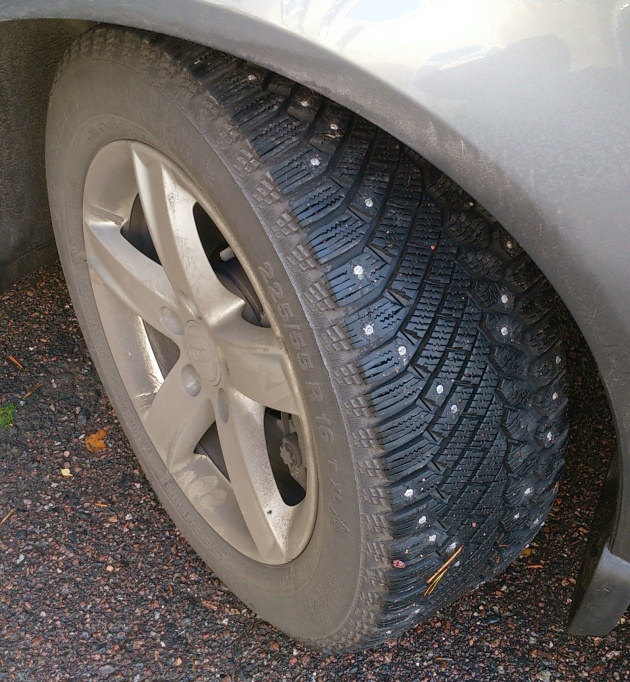 Studded Tire 2 - w630.jpg